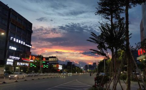巨星国际：小米靠什么跻身国产手机品牌？战略定位很重要！（一）